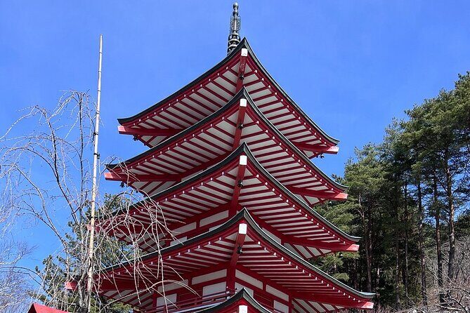 1-day-tour-mt-fuji-lake-kawaguchiko-english-speaking-driver-guide11