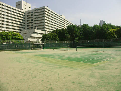 konica-minolta-digital-camera-2