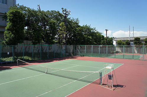 Takinogawa Park Tennis Courts
