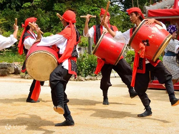 Ryukyu Mura E-Tickets and Churaumi Aquarium Tickets