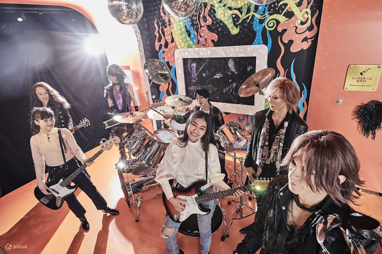 Madame Tussauds Tickets In Tokyo: How To Buy Online - Celebrity Wax Replicas