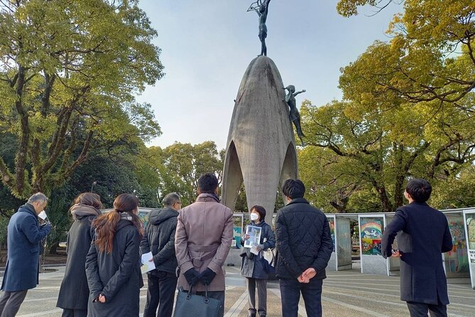 Hiroshima/A-bombed Tram No.653 Entry ＆Peace Memorial Park VR Tour - Historical Significance