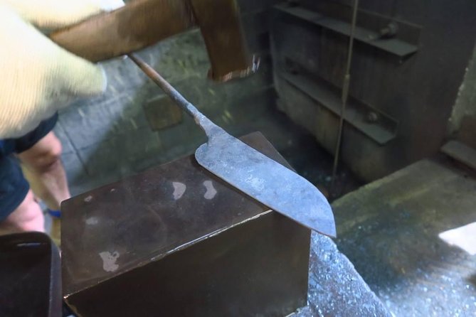 I Would Like to Make My Own Kitchen Knife With a Master Blacksmith in Shimanto. - Inclusions