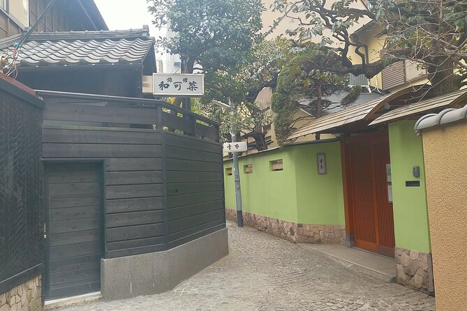 Master Tokyo'S Public Transport and Visit Hidden Neighborhoods - The Efficient Tokyo Public Transport System