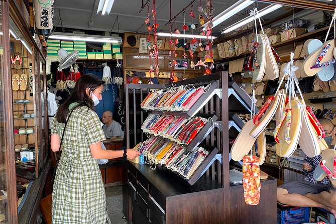 Small-Group 3-Hour History Walking Tour in Tokyo's Shinagawa - Meeting Point and Time