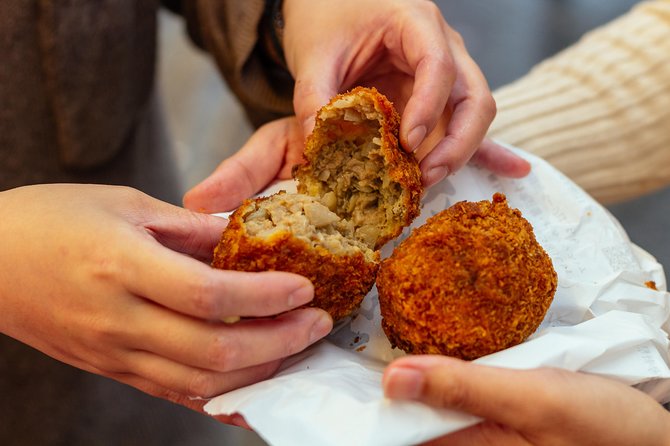 The 10 Tastings of Tokyo With Locals: Private Street Food Tour - Ramen Heaven: A Bowlful of Noodles Delight