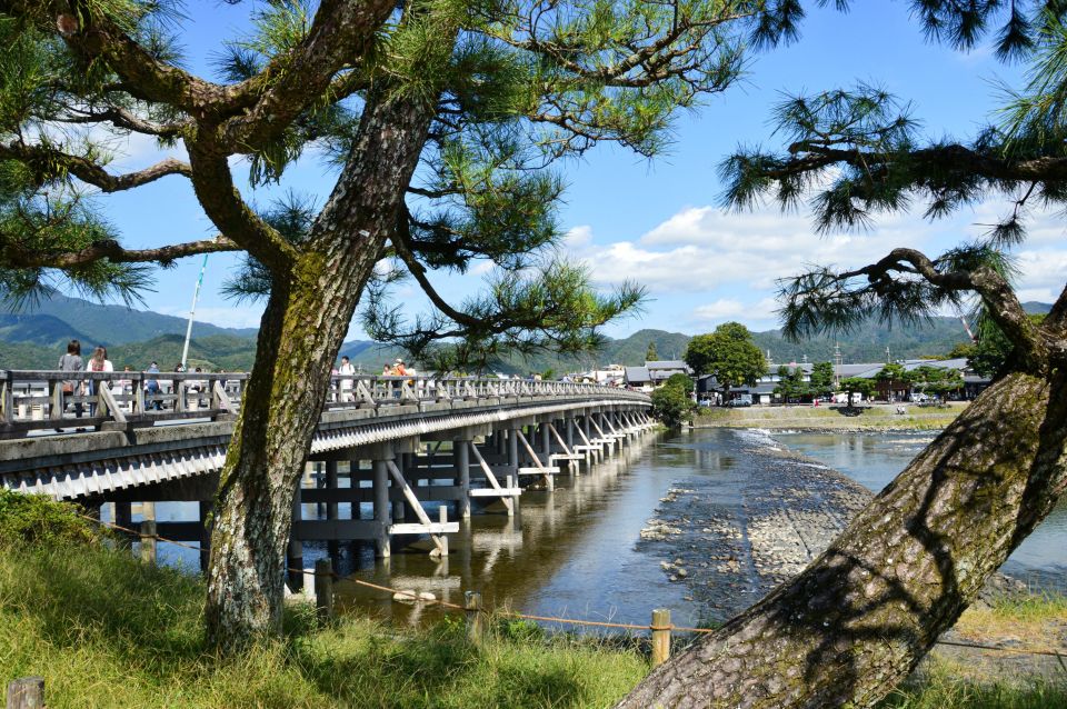 Arashiyama: Self-Guided Audio Tour Through History & Nature - Exploring Arashiyamas Natural Beauty