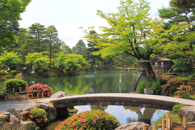 Kanazawa Private 1 Day Tour Photoshoot Session by Professional Photographer - Pricing and Inclusions