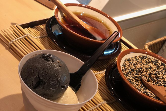 Kawaii Food Tour of Harajuku Tokyo - Sampling Creative Pastries and Vibrant Candy