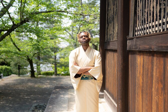 Kyoto Portrait Tour With a Professional Photographer - Location and Meeting Point