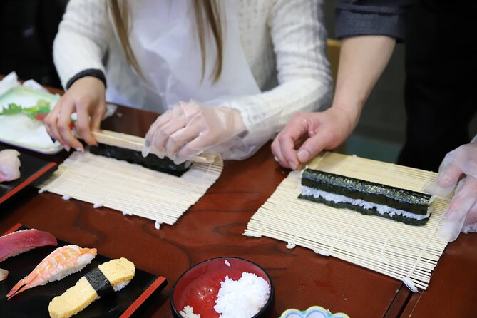 Learn How To Make Sushi At The Tsukiji Fish Market In Tokyo - Exploring the Inner and Outer Fish Markets