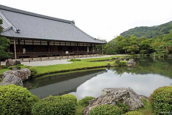 Private Kyoto Arashiyama Custom Half-Day Tour by Chartered Vehicle - Itinerary and Attractions