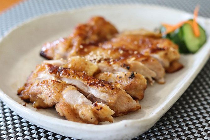 Private Market Tour, Cooking Class and Lunch With a Local in Sapporo - Personalized Experience