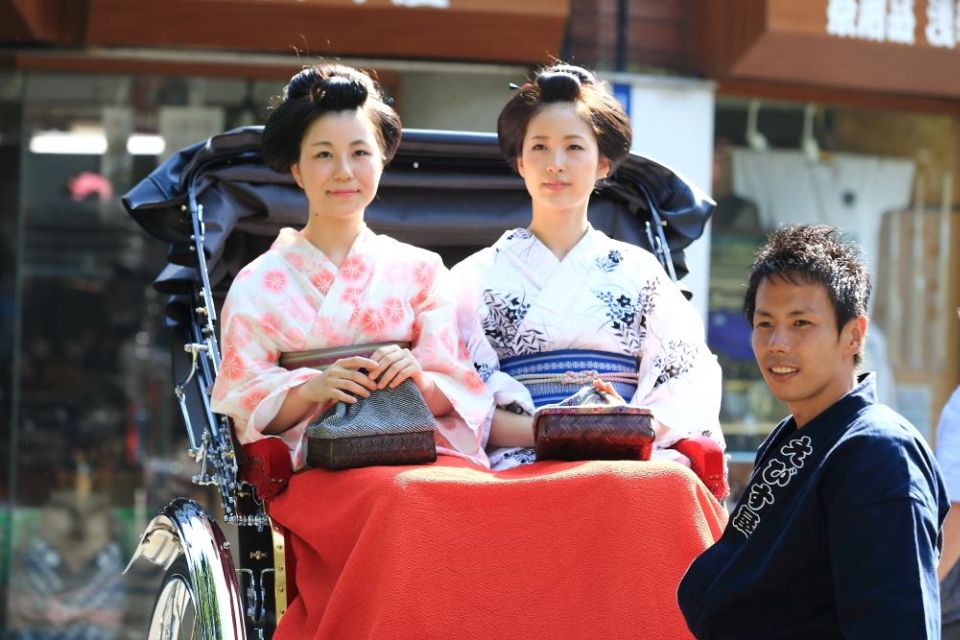 Tokyo: Asakusa Sightseeing Tour by Rickshaw - Highlights of the Tour