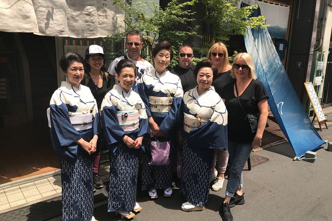 3-Hour Tokyo Good Old Bike Tour - Cycling to the Old Towns, Asakusa & Ueno - Capturing the Essence of Old Tokyo on a Bike