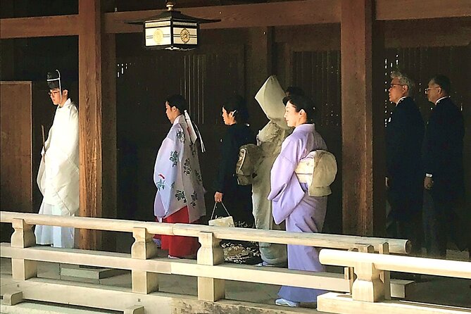 Complete Tokyo Tour in One Day, Visit All 15 Popular Sights! - Meiji Shrine: Discover the Tranquil Oasis in the Heart of the Bustling City