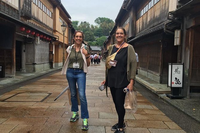 Kanazawa Full-Day Private Tour With Government Licensed Guide - Transportation Options