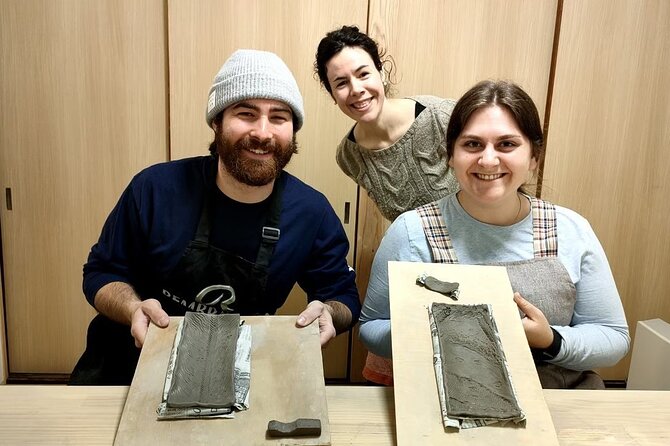Private Handicraft Session With Japanese Ceramics in Osaka - Private Session With Skilled Instructors