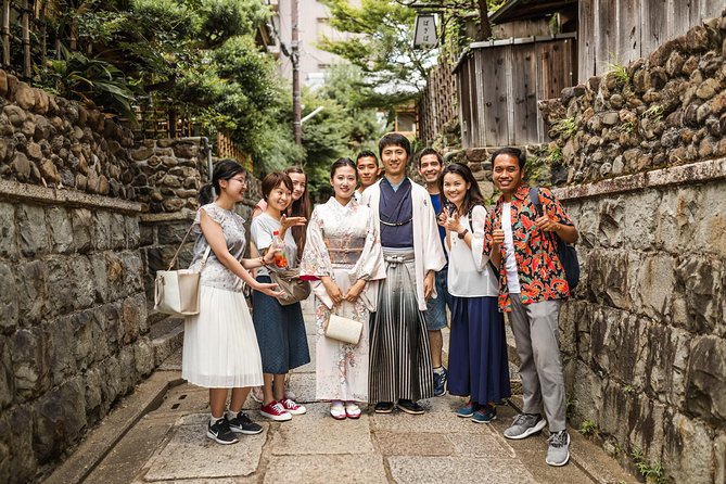 Private Tour Guide Kyoto With a Local: Kickstart Your Trip, Personalized - Exploring Kyotos Must-See Attractions