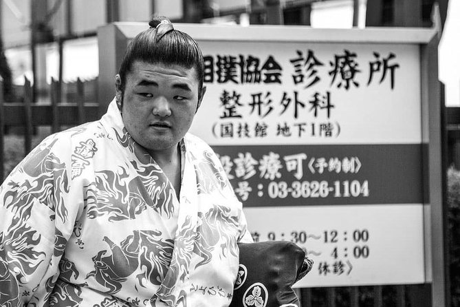 Private Tour Tokyo - the Harmony of Modernity and Tradition - Experiencing the Fusion of Old and New in Tokyo