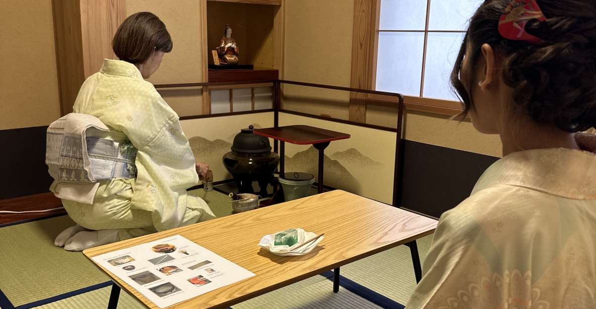 Tokyo:Genuine Tea Ceremony, Kimono Dressing, and Photography - Kimono Dressing