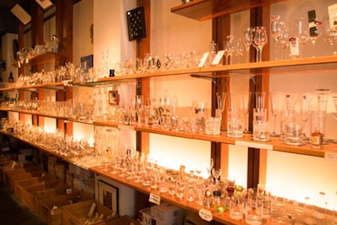 Traditional Glass Carving Experience in Tokyo - Famous Glass Carving Artists in Tokyo