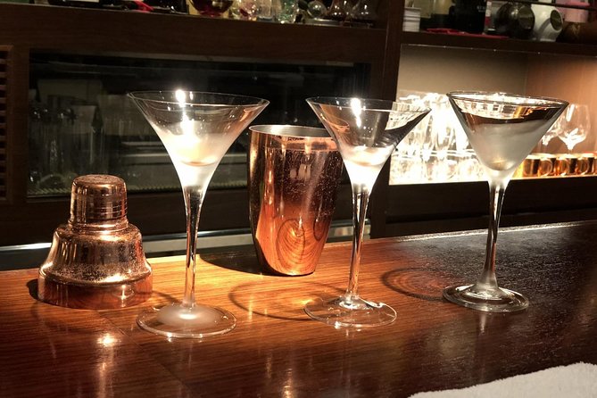 Japanese Whisky Tasting Experience at Local Bar in Tokyo - From Yamazaki to Hibiki: A Journey of Japanese Whisky Tasting in Tokyo