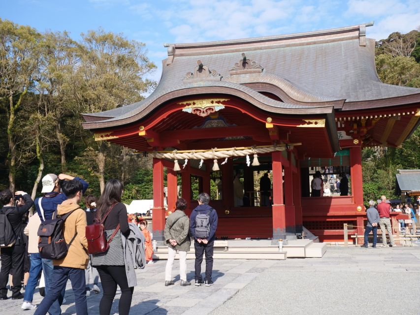 Kamakura Historical Hiking Tour With the Great Buddha - Hiking Adventure in Kamakuras Nature