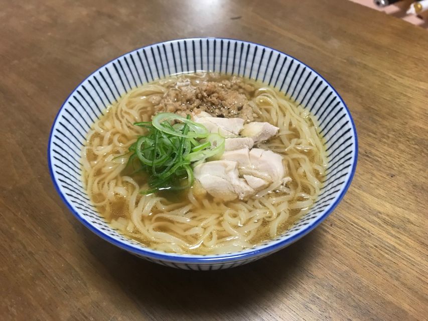 Osaka: Ramen and Gyoza Cooking Class in Dotonbori - Instructor Details