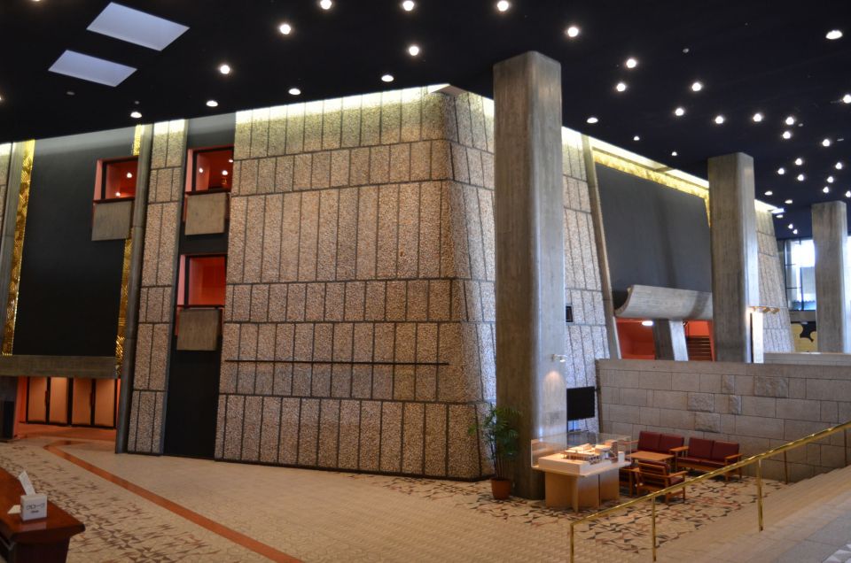 Private Ueno Park Architecture Tour - Booking Information