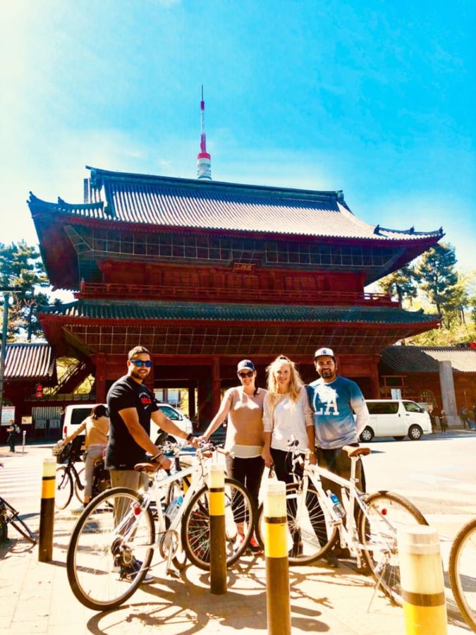 Hour Tokyo Historical Bike Tour Through Tokyo Imperial Palace Unveiling Tokyo
