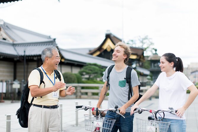 Private Cycling Tour by E-Bike (Am; With an Authorized Guide) - Local Culture and Traditions