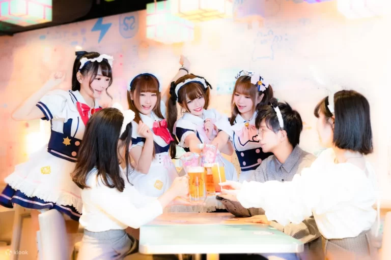6211-maidreamin-maid-cafe-tokyo6