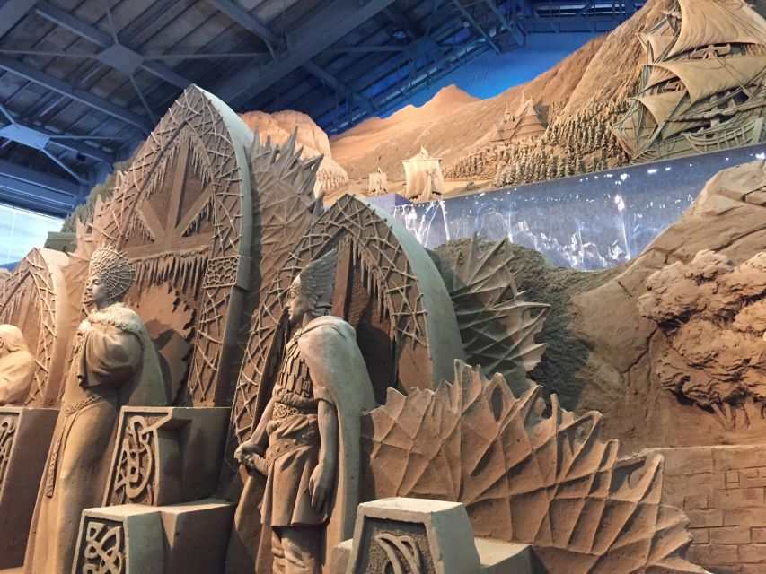 From Osaka: Tottori Sand Dunes,Hakuto Shrine Museum Bus Tour - Learn the History Behind Each Stop