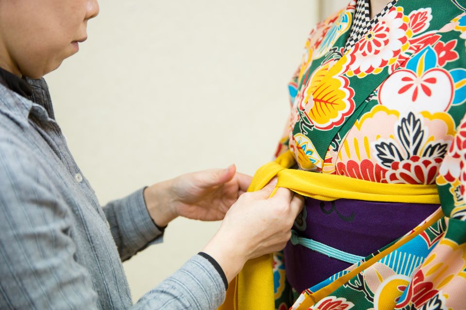 Kyoto: Rent a Kimono for 1 Day - Kimono Rental and Hairstyling for Women