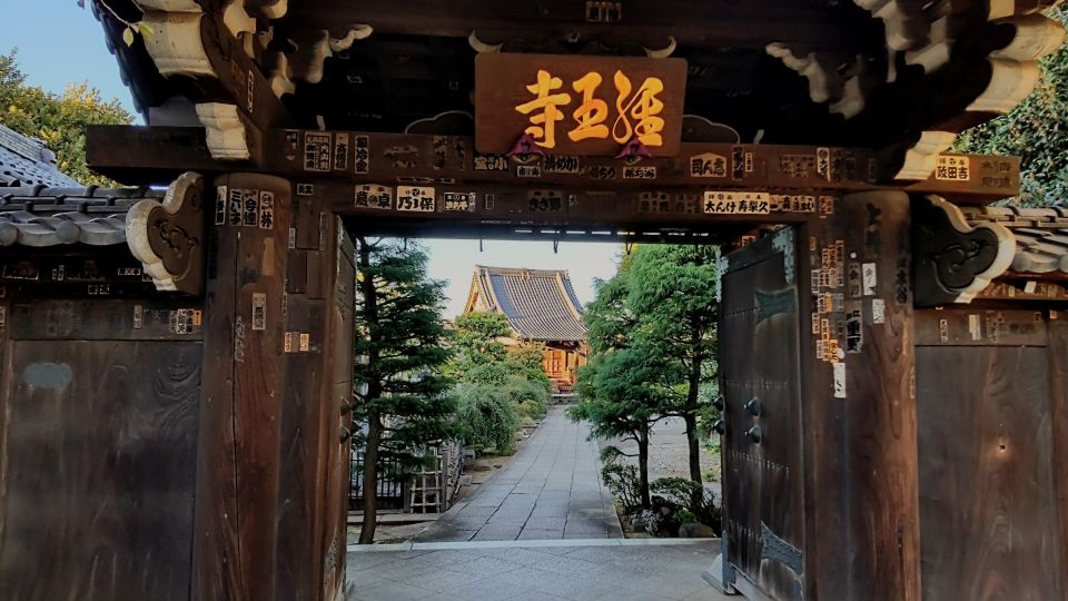 Traditional Tokyo: Full Day Tour of Tokyo's Historical Sites - Discover Historical Gems in Ueno Park and Yanaka Area