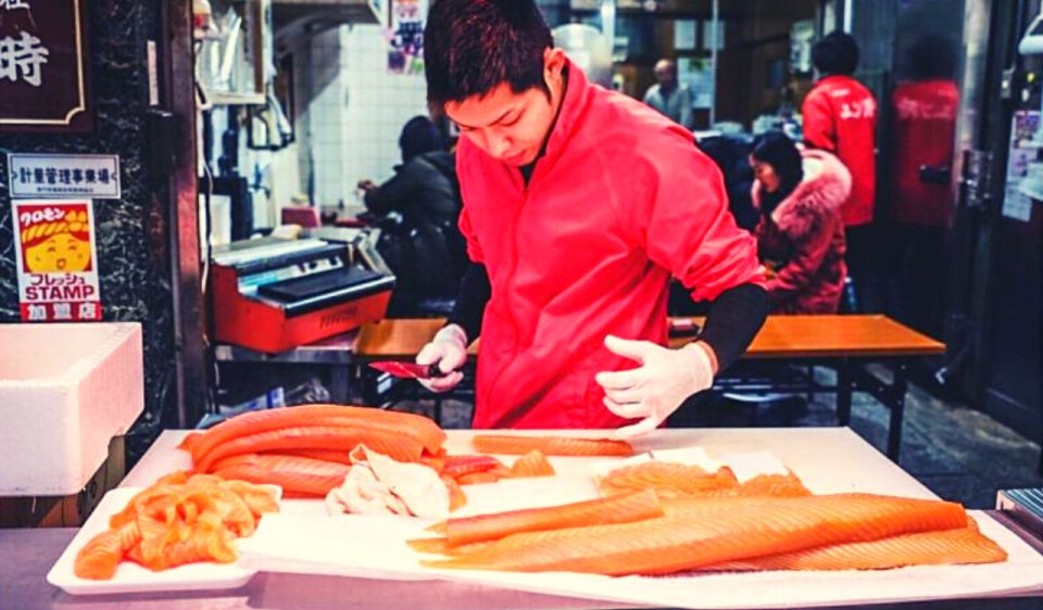 Osaka: Hotspots and Hidden Gems Guided Walking Tour - Important Notes