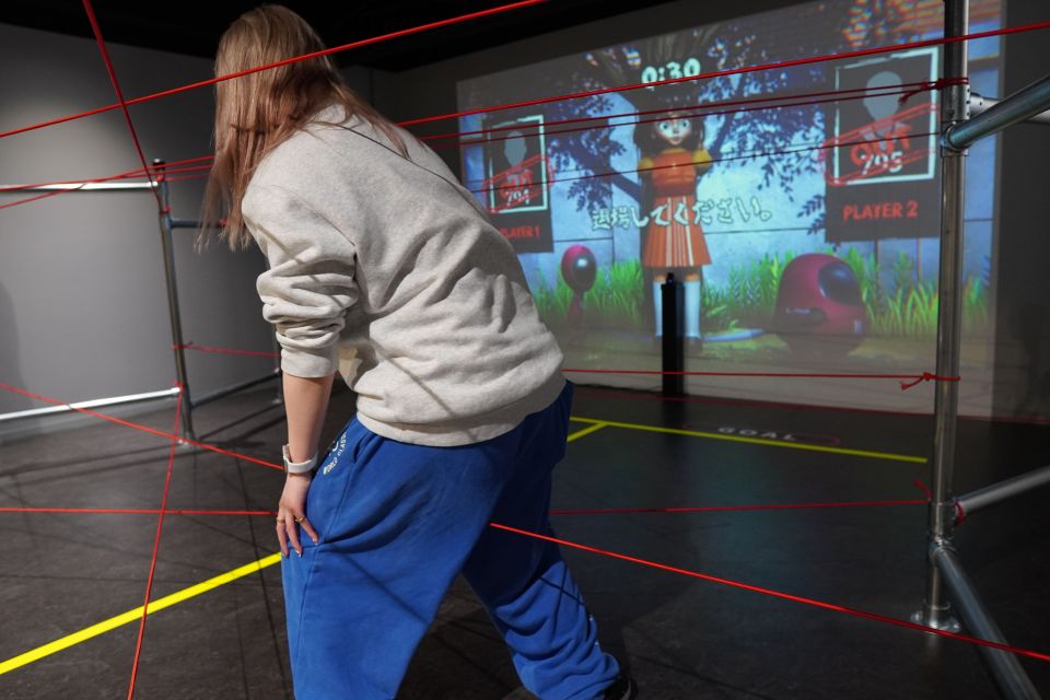 Tokyo: Red Tokyo Tower Digital Amusement Park Ticket - Transportation