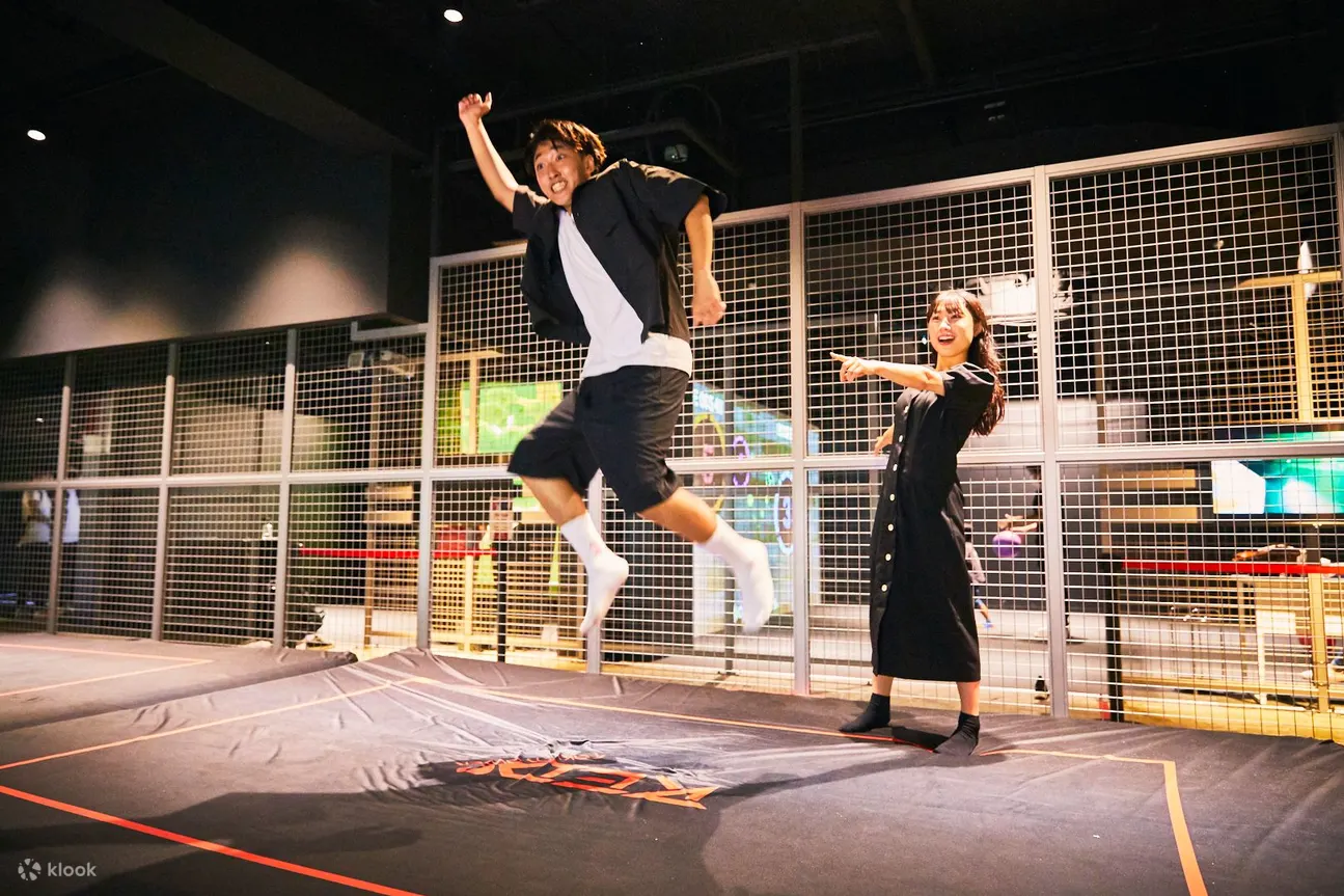 RED TOKYO TOWER Passport - Navigating the Three Floors of RED TOKYO TOWER With a Passport