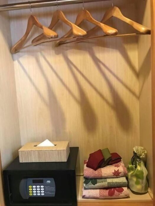 Copyright The Edo Sakura Tokyo