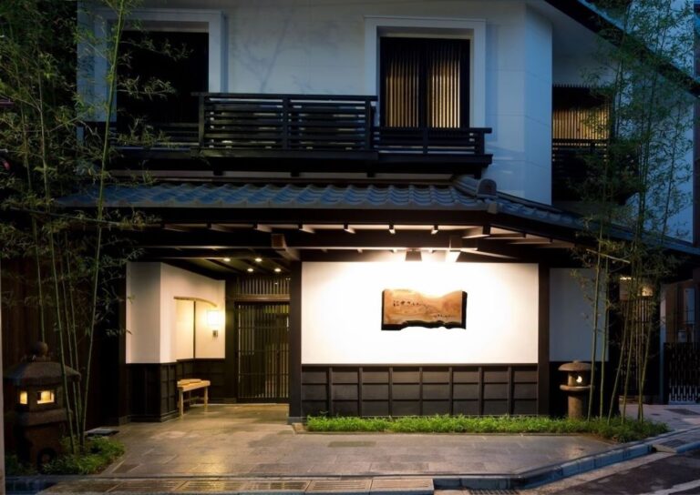 Copyright The Edo Sakura Tokyo