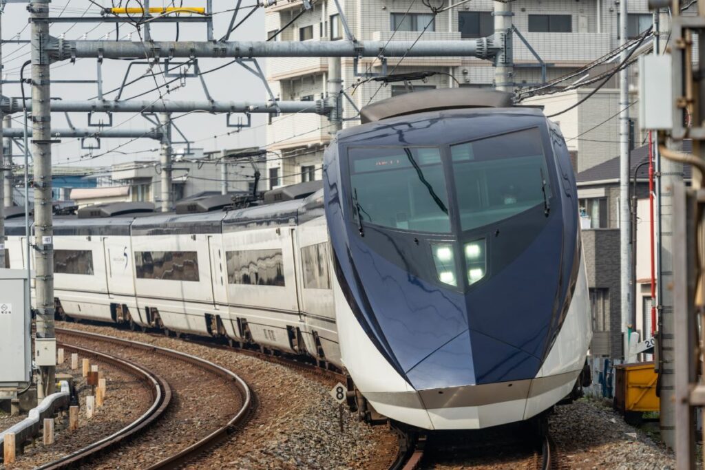 Keisei Skyliner Train