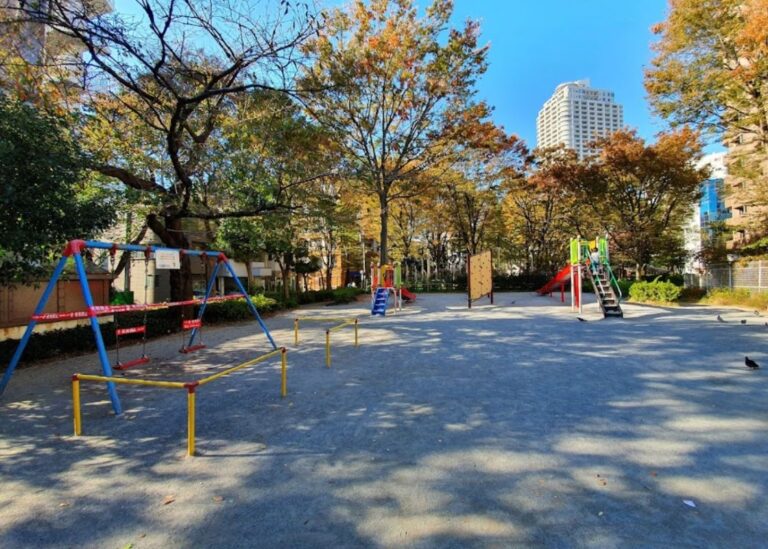 Nishi Ikebukuro Park