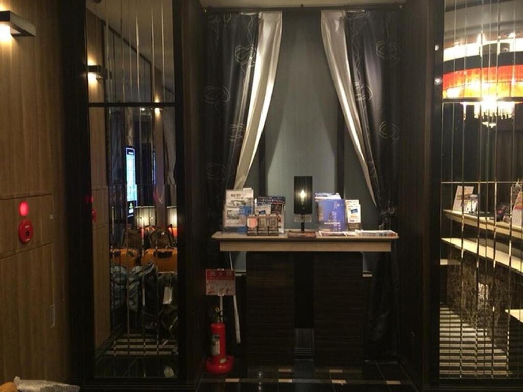 Apa Hotel Ginza Kyobashi Tokyo Eki Yaesu Minami Guchi