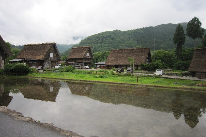 [Day Trip Bus Tour From Kanazawa Station] Shirakawa-Go / Takayama Tour Platinum Route Tour - Transportation and Meeting Point