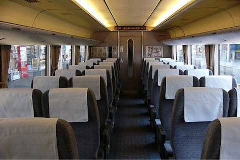 From Kanazawa : One-Way Thunderbird Train Ticket to Osaka