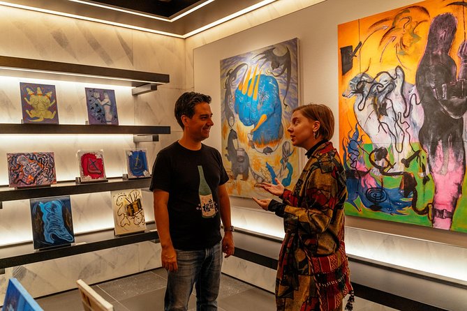 Highlights & Hidden Gems With Locals: Best of Tokyo Private Tour - Neighborhood Exploration: Unveiling Tokyos Unique Districts