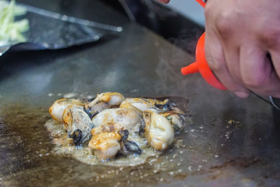 Hiroshima Bar Hopping Food Tour - Experience Hiroshima