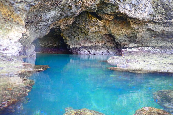 [Ishigaki] Kabira Bay SUP/Canoe Blue Cave Snorkeling - Stand up Paddleboarding (Sup) at Kabira Bay