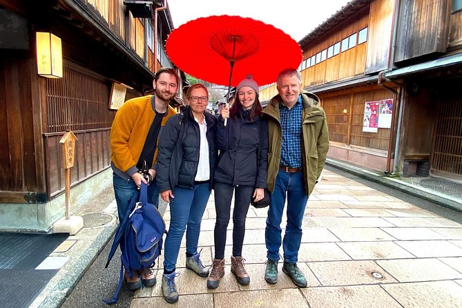 Kanazawa Full-Day Small-Group Samurai Town Tour, Omicho Market - Exploring the Ancient Samurai District